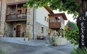 Hotel Rural El Rexacu